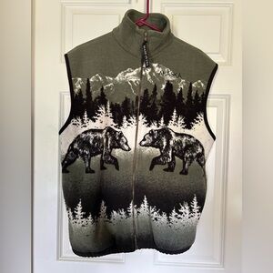 Men's Heavyweight Fleece Alaska Vest with Bear Graphic - Medium